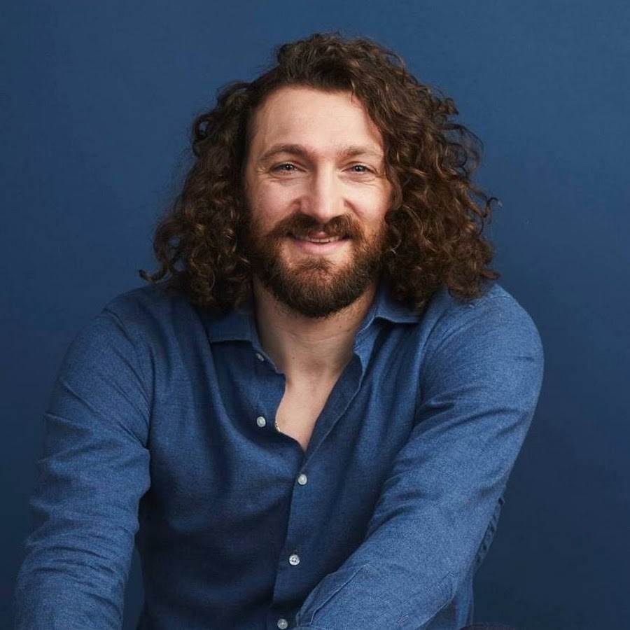 Best ecommerce influencers: Ezra Firestone