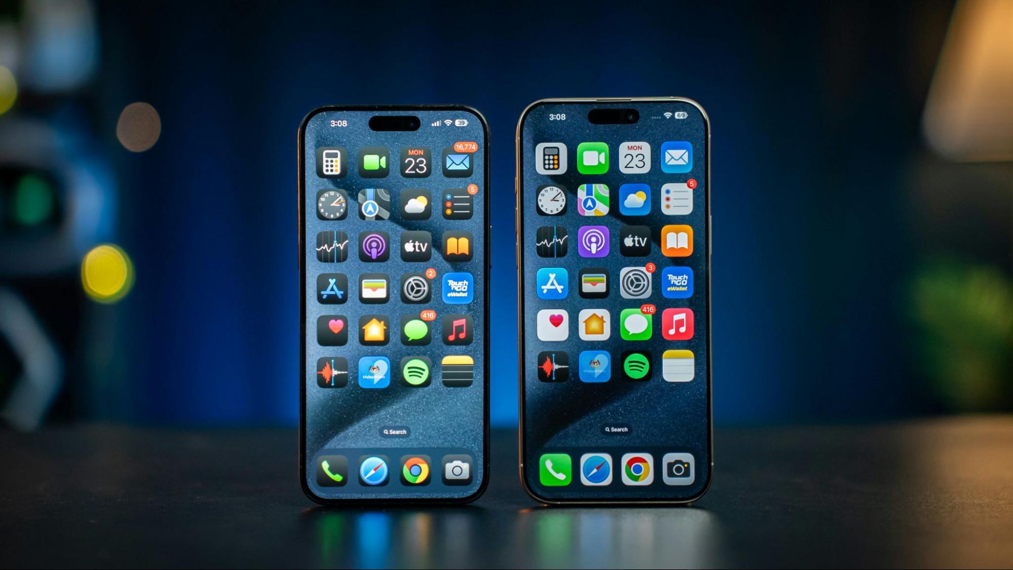 How to send a link in text messages with an iPhone